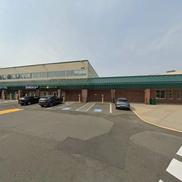 Strawberry Hill Shopping Center