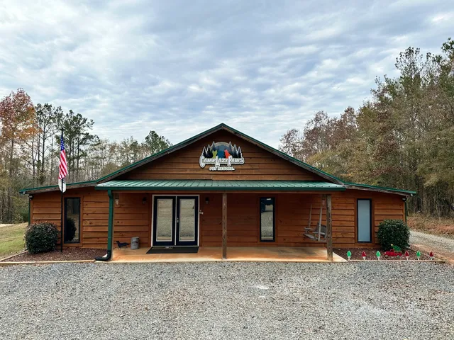 Camp Lazy Paws Pet Resort