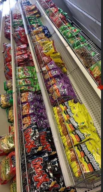 La Mexicana Mexican Store & Taqueria