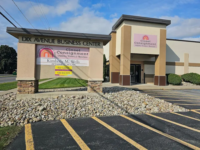 Closet Consignment, LLC at 40 Dix Ave, GF