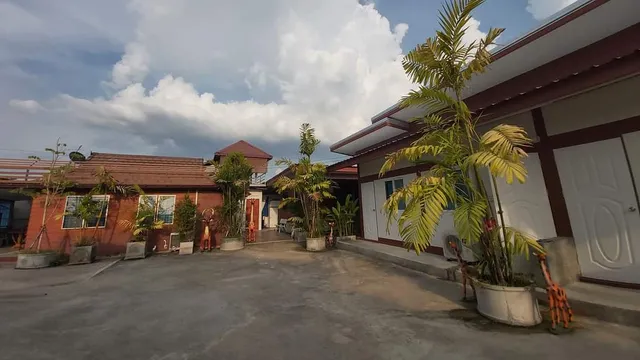 ริมทุ่งโฮมสเตย์ แม่ริม