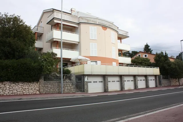 Apartment San Marino