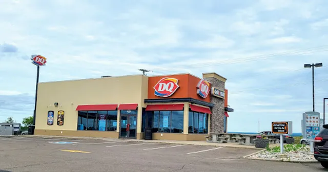 Dairy Queen Grill & Chill
