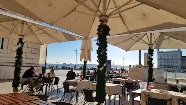 Terra Nova by Populi