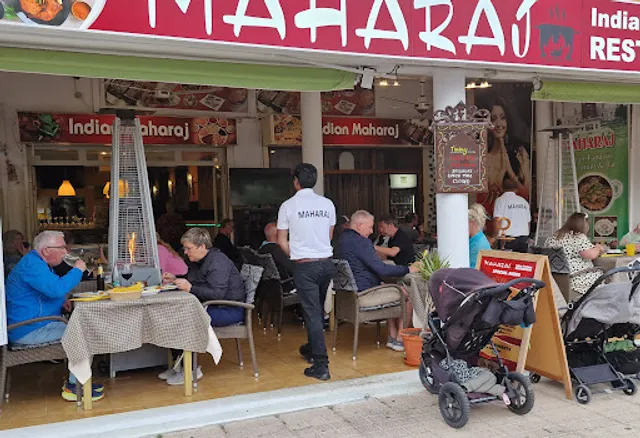 MAHARAJ INDIAN PAKISTANI RESTAURANT