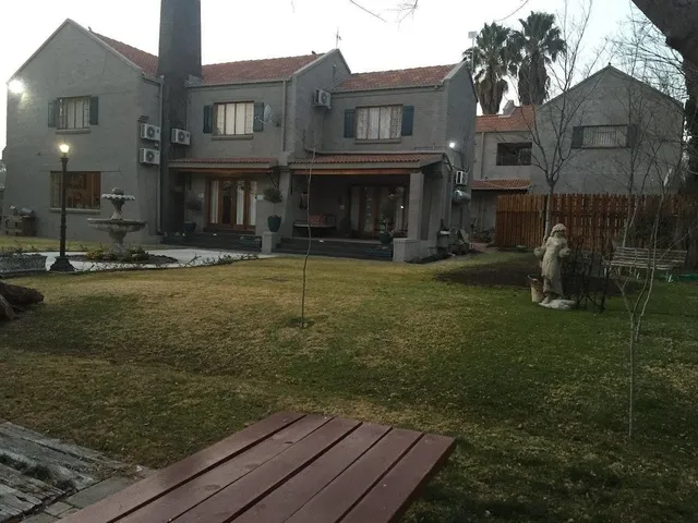 Tuscana Villa Guest House