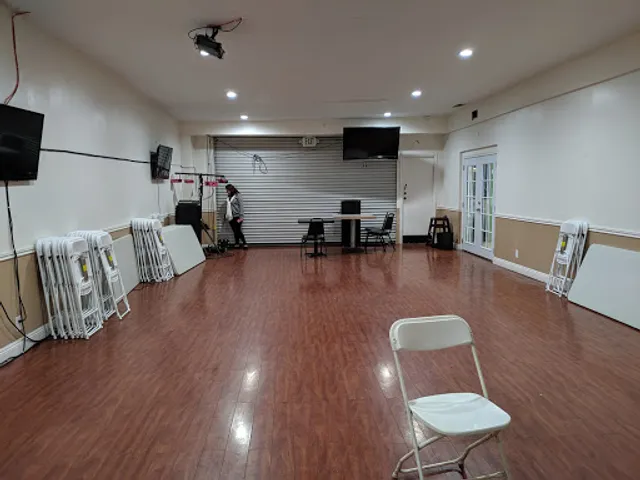 SALVIMEX110 RESTAURANT & BAR