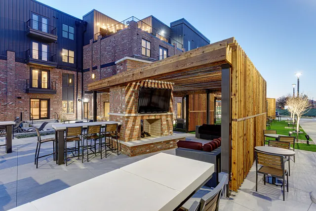 Vintage Station North