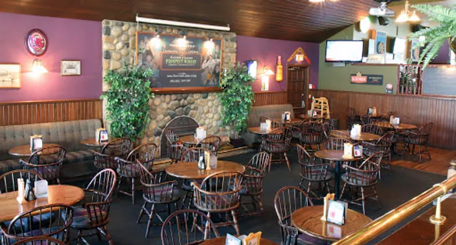 Alexander's Pub & Liquor Store