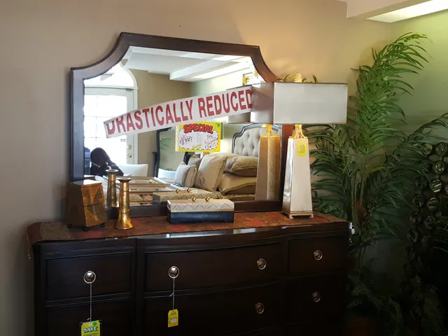 Calvin's Classic Leather Gallery