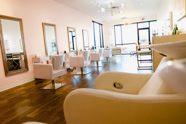 Posh Salon & Glam Studio