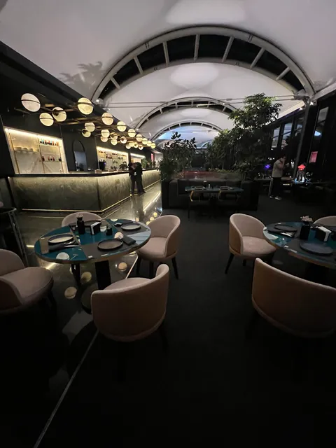 Sky Lounge Boulevard