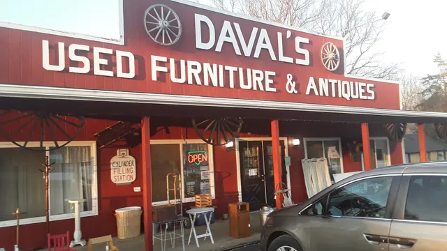 Daval's Used Furniture & Antiques