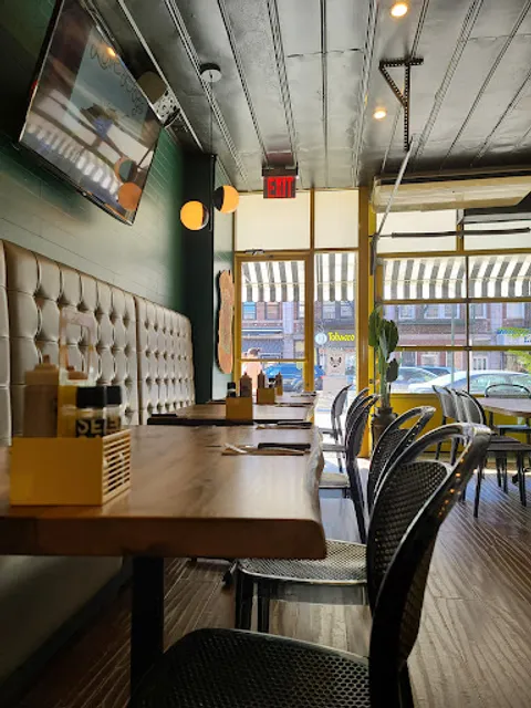 Bareburger - Astoria (31st Ave)