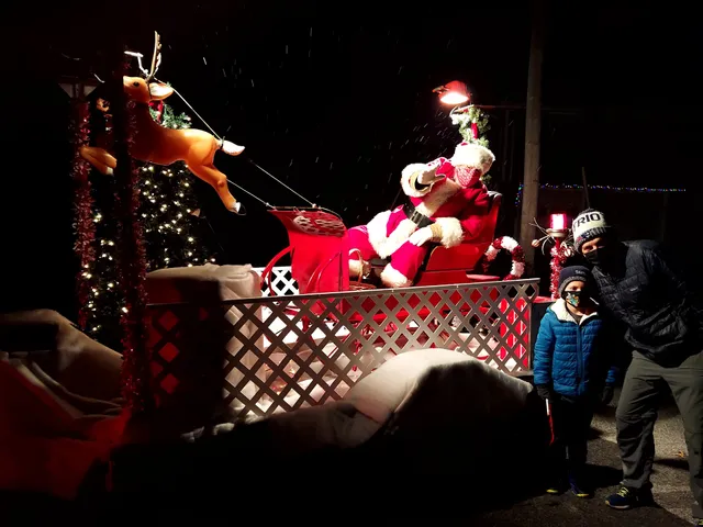 Miniature Occasions and Dolls