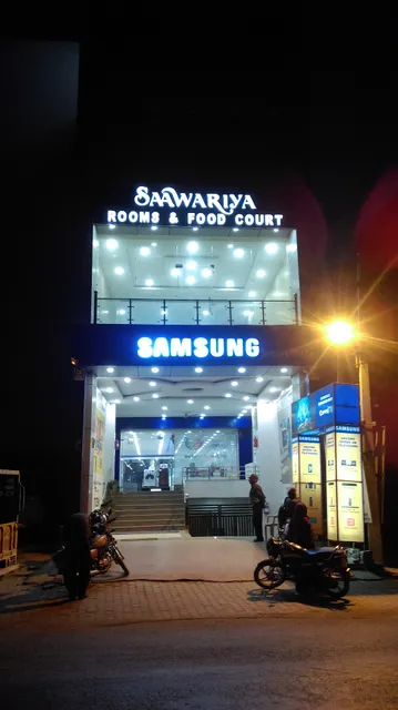 Saawariya Rooms & Food Court