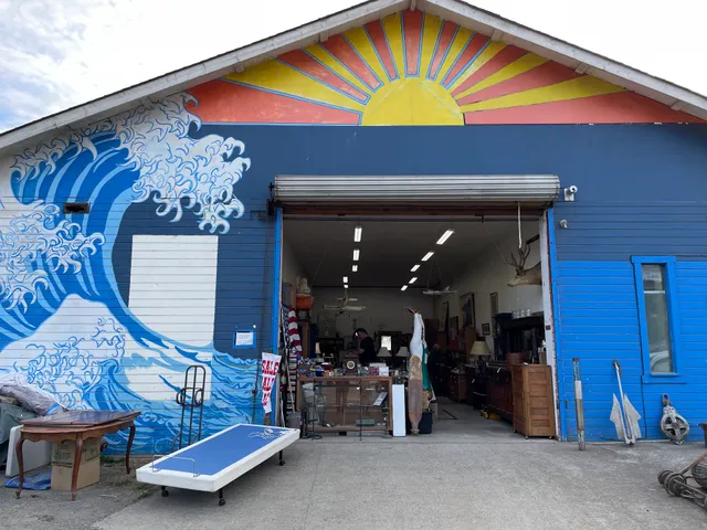 Mendocino Coast Vintage