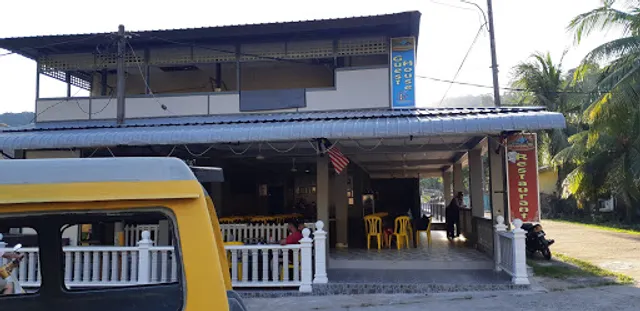 Asmadi Cafe & Restaurant & Guest House