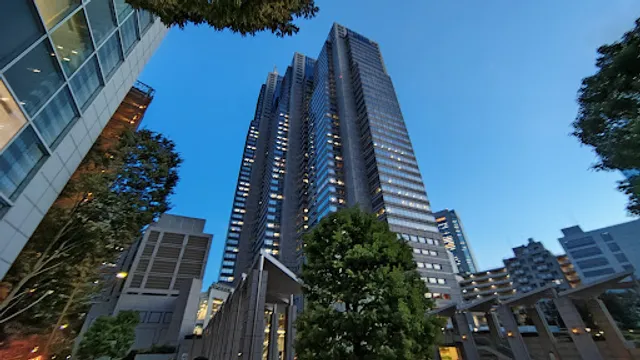 Shinjuku Park Tower