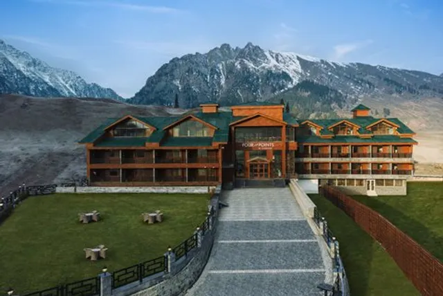 Four Points by Sheraton Sonmarg Resort