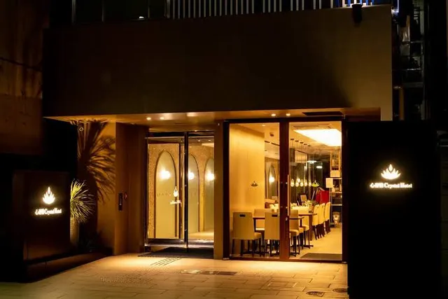 Shinsaibashi Crystal Hotel