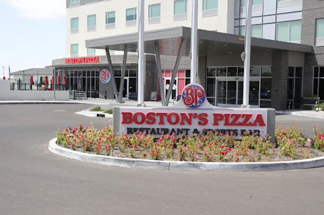 Boston's Pizza Restaurant & Sports Bar