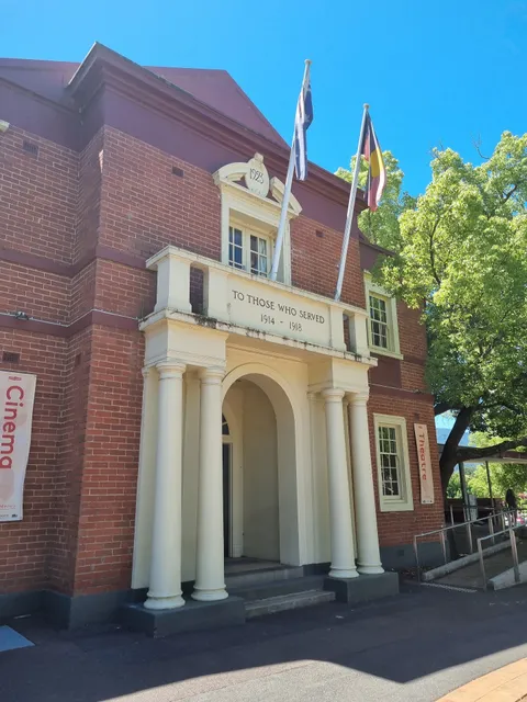 The Memo Healesville