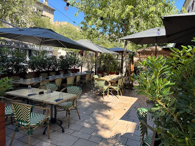 Restaurant CASA PAVONI