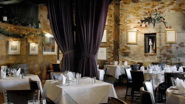 Chez Francois Restaurant & Touche Bistro