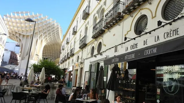 LA CRÈME DE LA CRÈME Galettes, Crepes, Breakfast, Brunch, Pastry Cafe