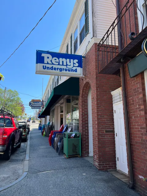 Renys Department Store Underground