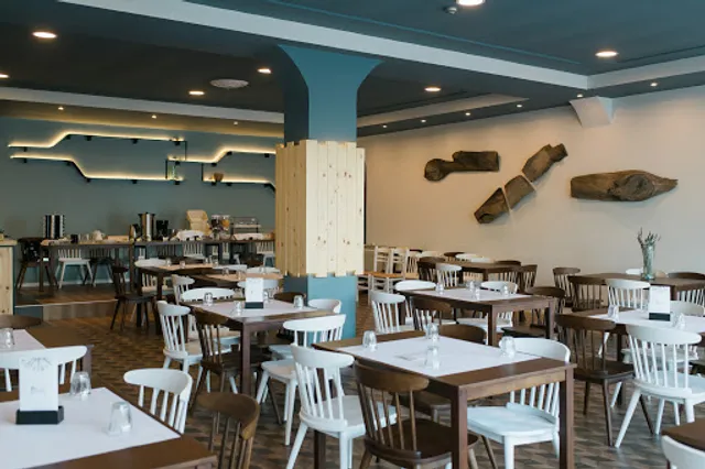 Almiriki Restaurant - Αλμυρίκι Εστιατόριο