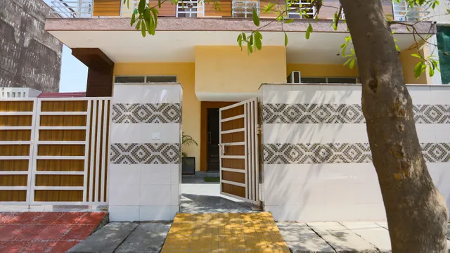 FabHotel Well Stay - Hotel in Sector 71, Noida