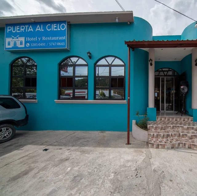 Hotel Puerta al Cielo
