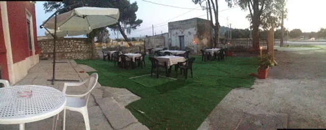 LA STAZIONE Bar Ristorante Pizzeria B&B