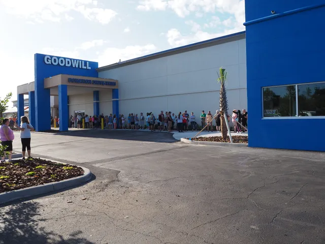 Goodwill Retail Store & Donation Center - Cortez