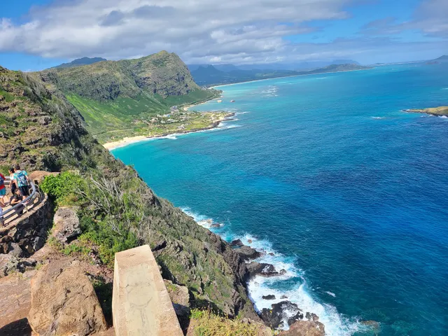 Makapuʻu Point Lighthouse Trailhead