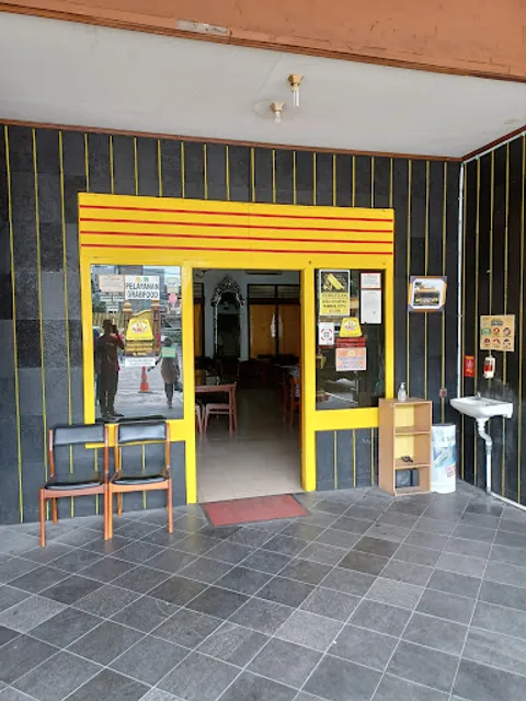 Ayam Goreng Ny. Suharti