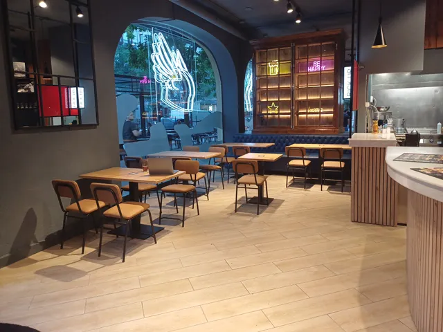 La Birra Bar Burgers Artesanales