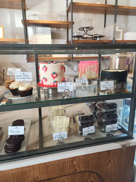 Antoinette Bakery & Cafe