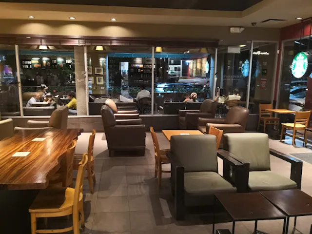 Starbucks Río Mayo