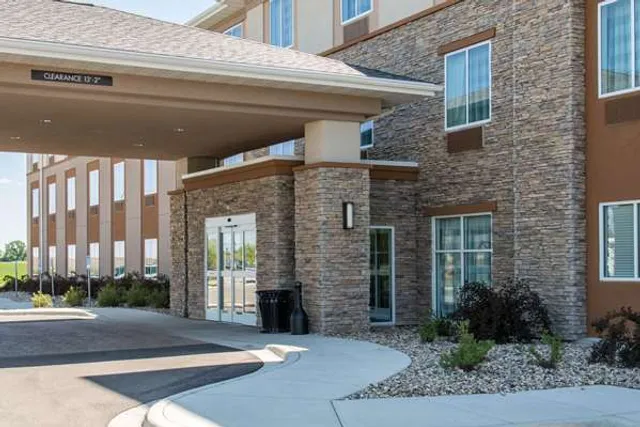 Sleep Inn & Suites Marshall - University Area