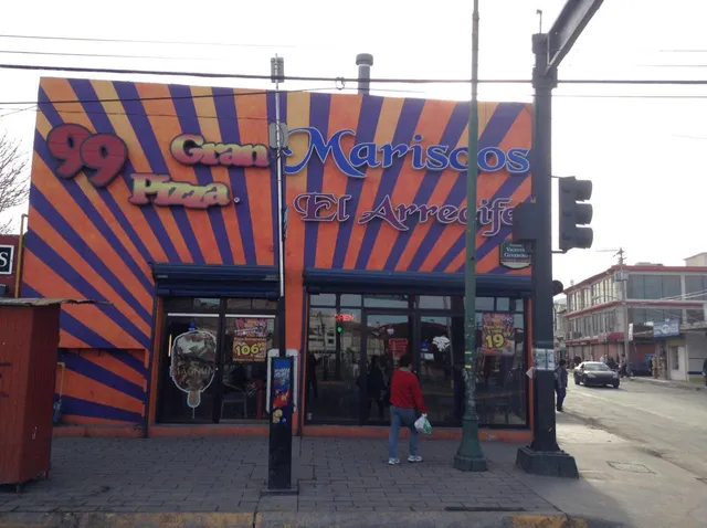 99 Gran Pizza & Mariscos