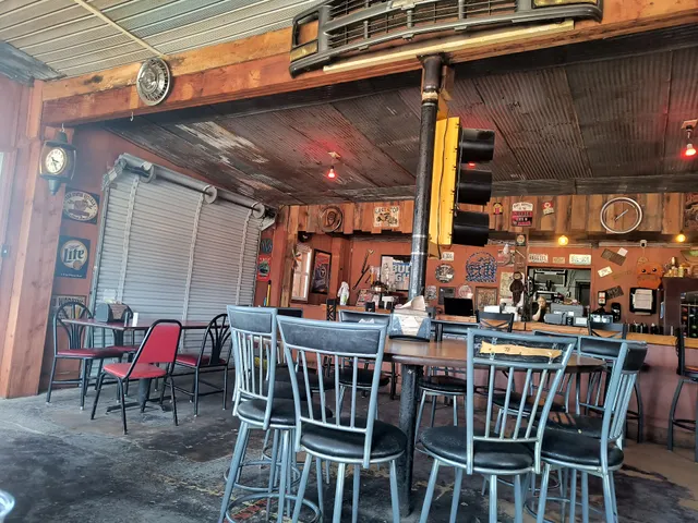 Sadler's Classic Bar & Grill