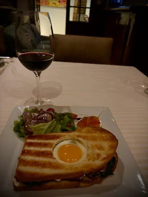 Croque Madame Recoleta - Colegio de Escribanos