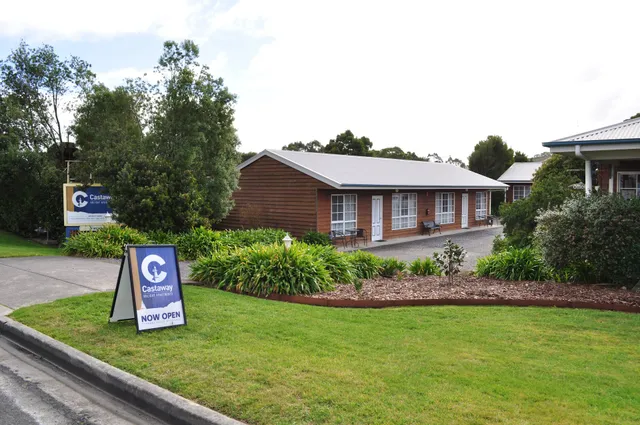 Castaway Holiday Apartments