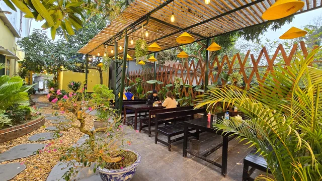 Grandma's Garden Coffee & Restaurant