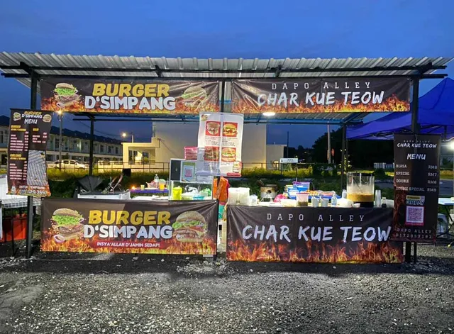 Dapo Alley Char Kue Teow