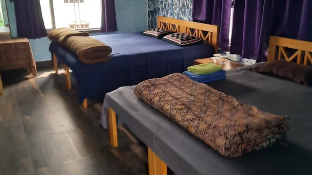 Dancing lights home stay