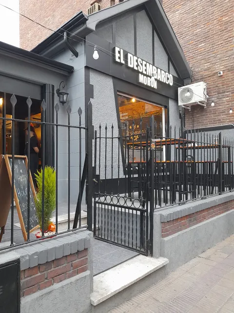 El Desembarco Morón